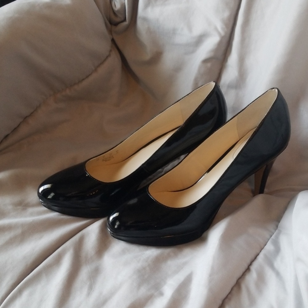 Nickels , Black Glossy heels